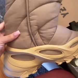 NSLTD YEEZY BOOTS